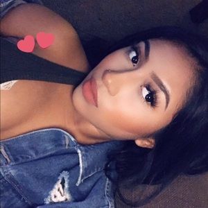 Meet your Posher, Leslie